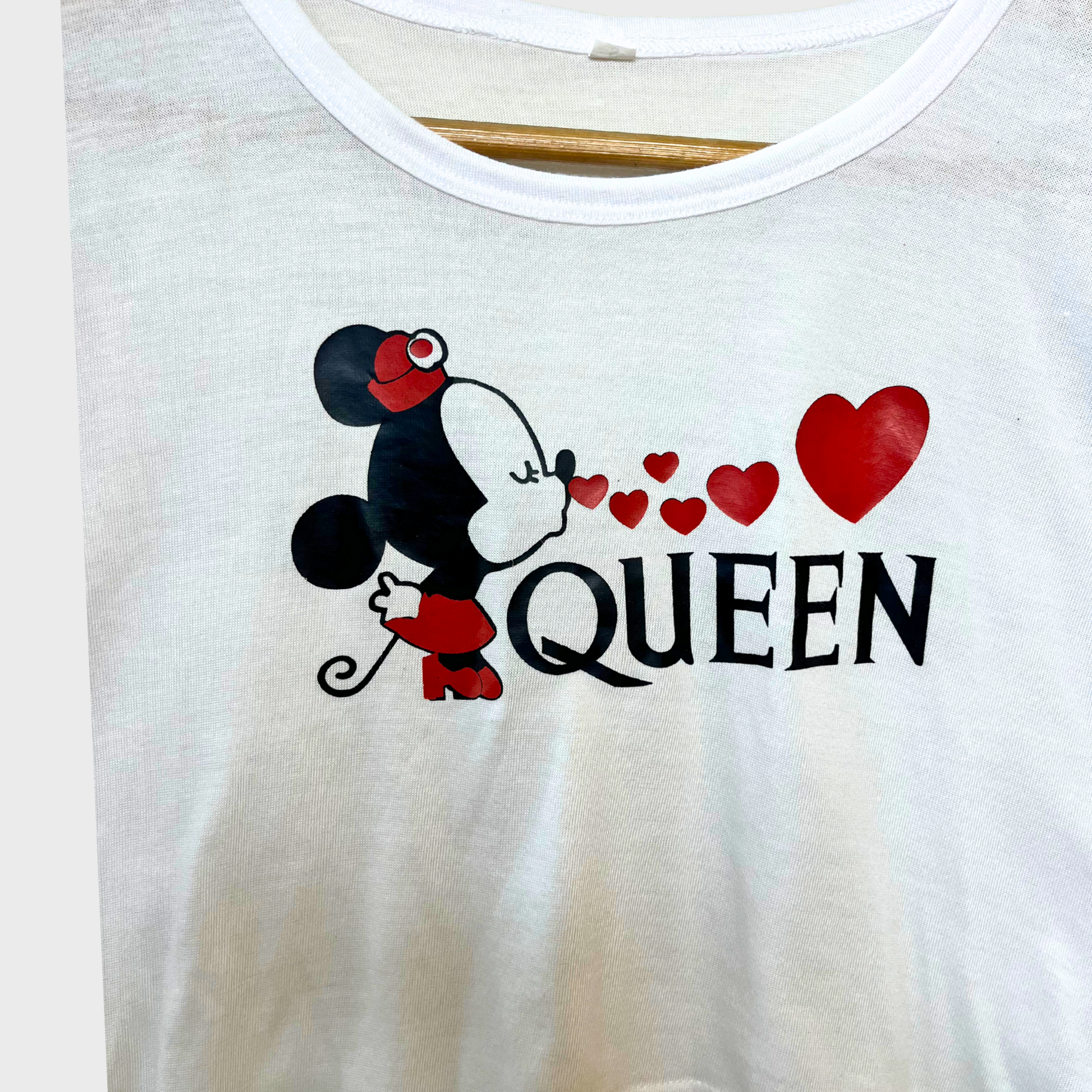 Women’s White Crop Top with Minnie Mouse Print – Soft Cotton Casual Tee | Size S
