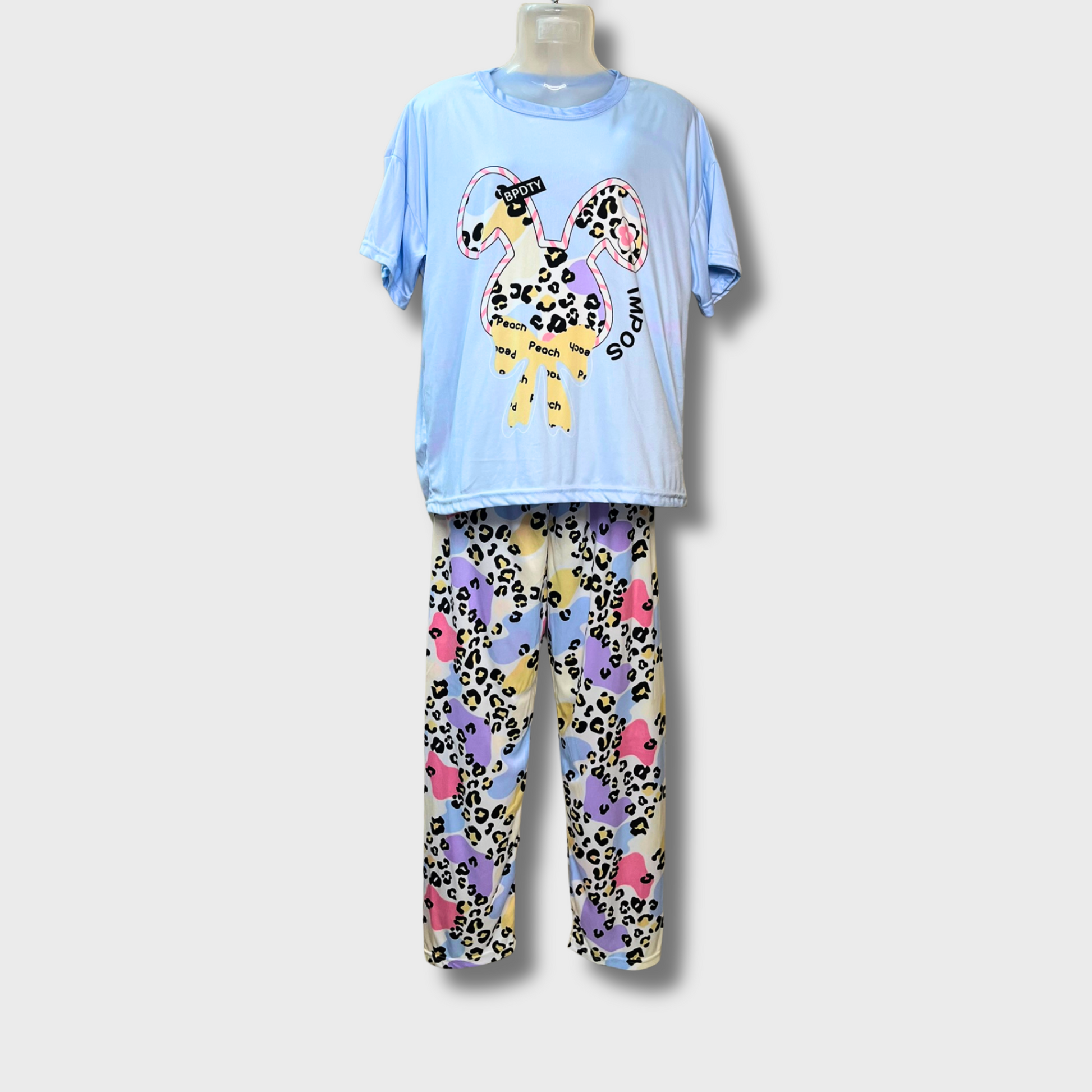 Women’s Light Blue & Purple Cheetah Print Night Suit – Size M | Comfy Polyester Half Sleeve Set with shorts and full pants