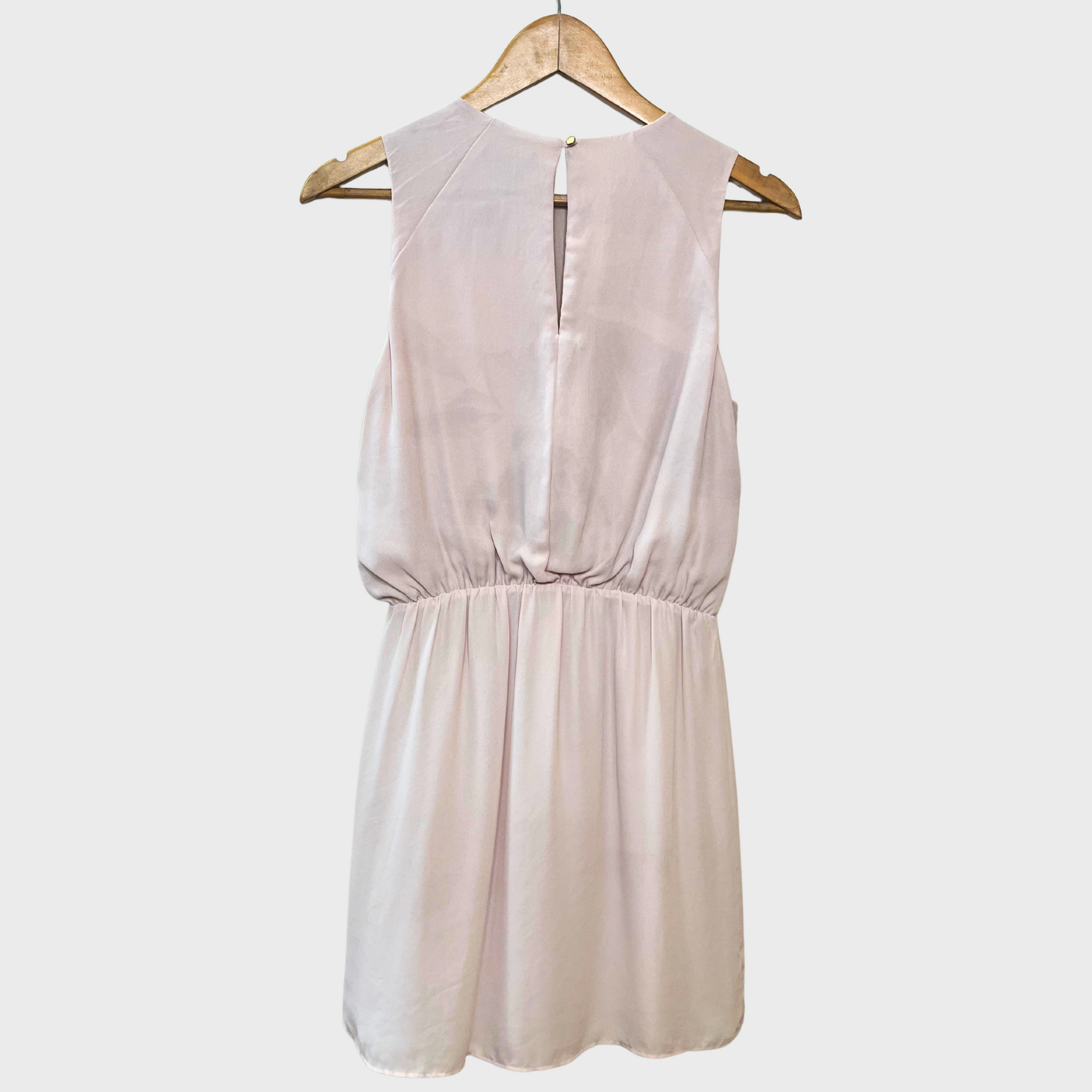 Women’s Flowy Georgette Dress – Light Peach, Size M | Sleeveless & Elegant by H&M