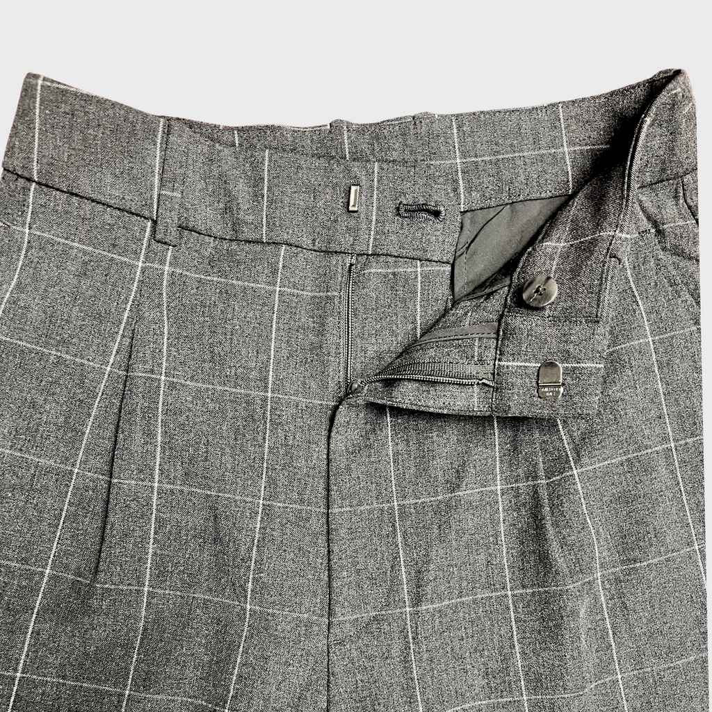 Women’s Smoke Grey Check Trousers – Wide-Legged Comfort | UNIQLO Clean Fit (Waist 26)