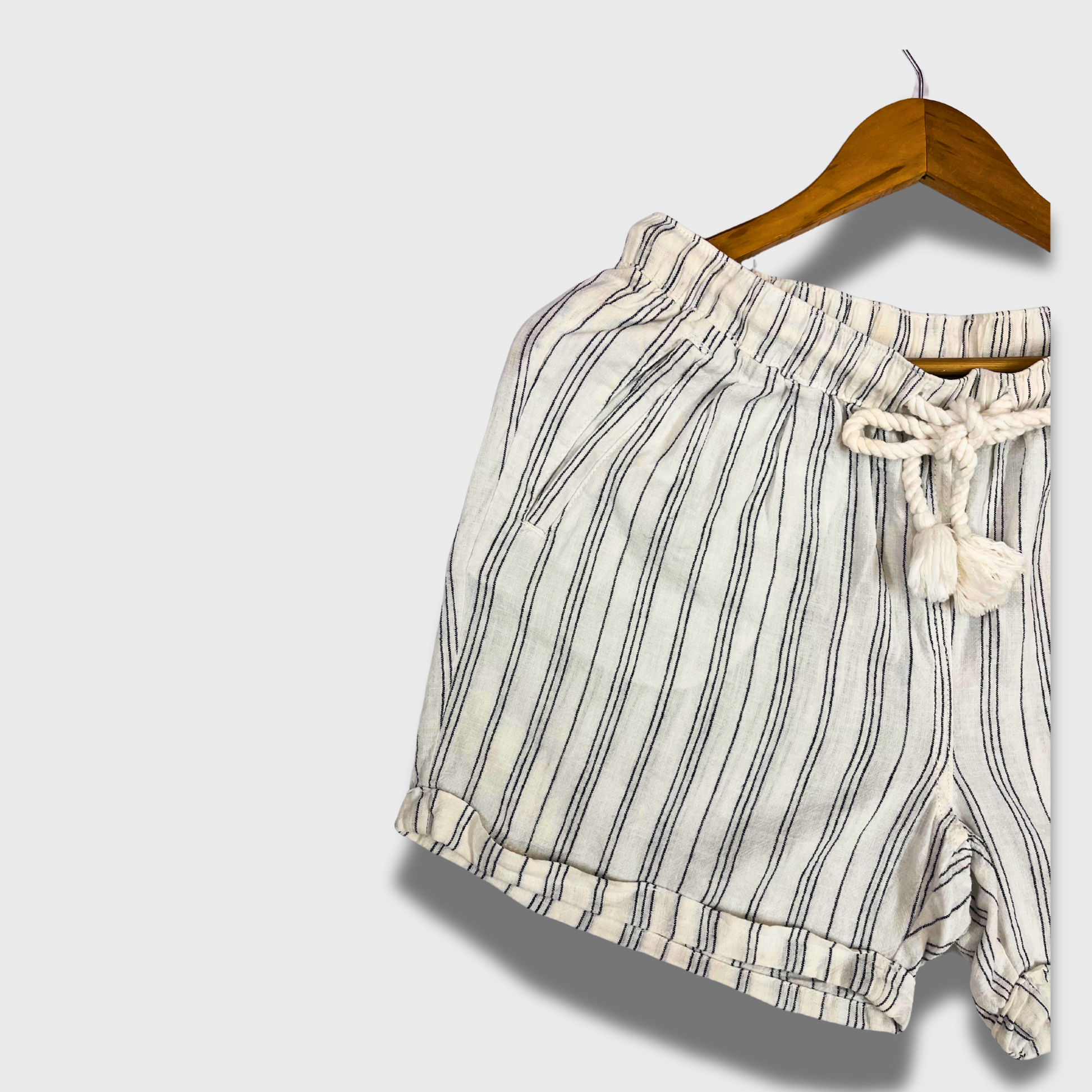 Women’s White Shorts with Black Stripes – Cotton Casual Shorts with Pockets | Size M