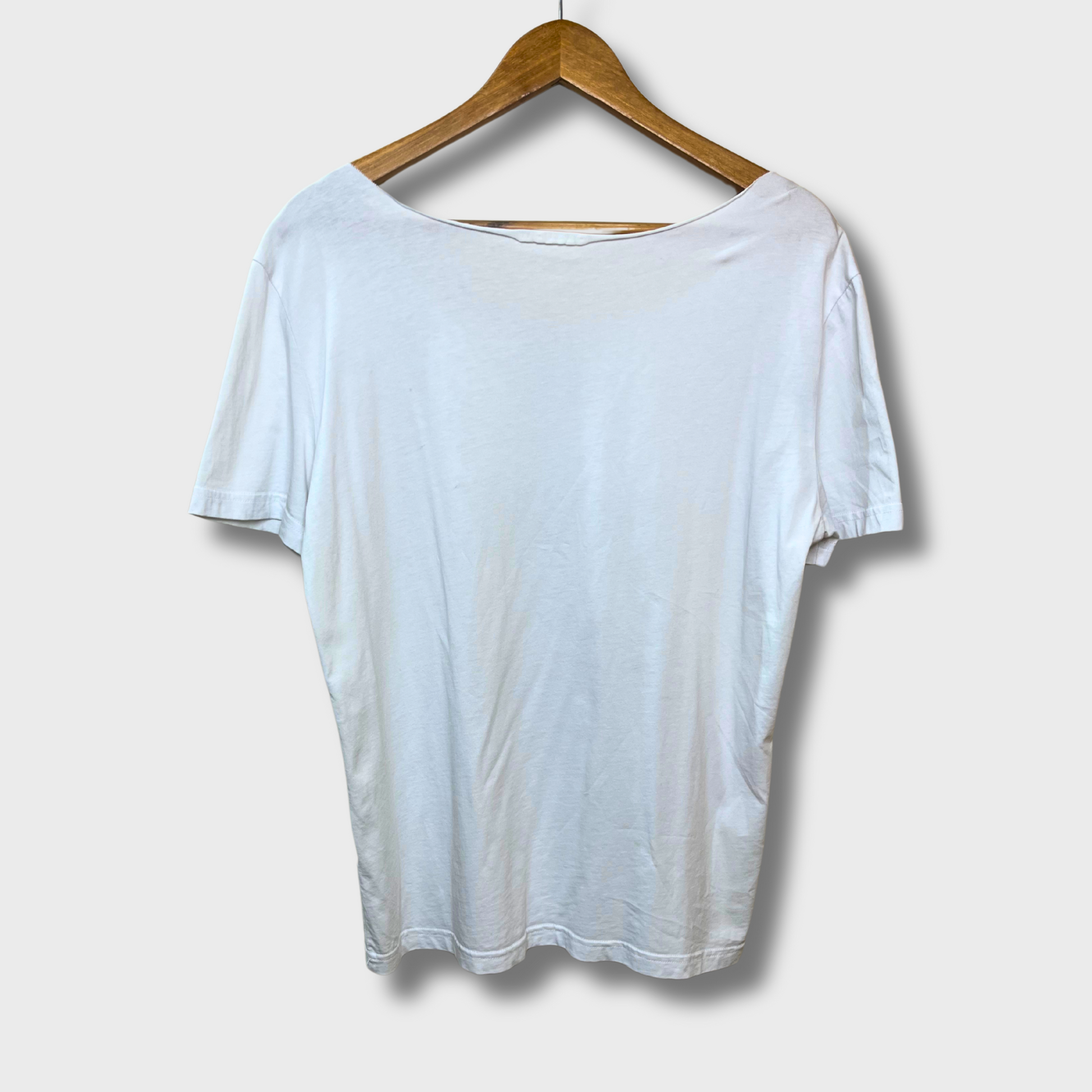Women's Oversized White T-Shirt with Figurine Patch – Chic, Breathable & Casual (Size L)