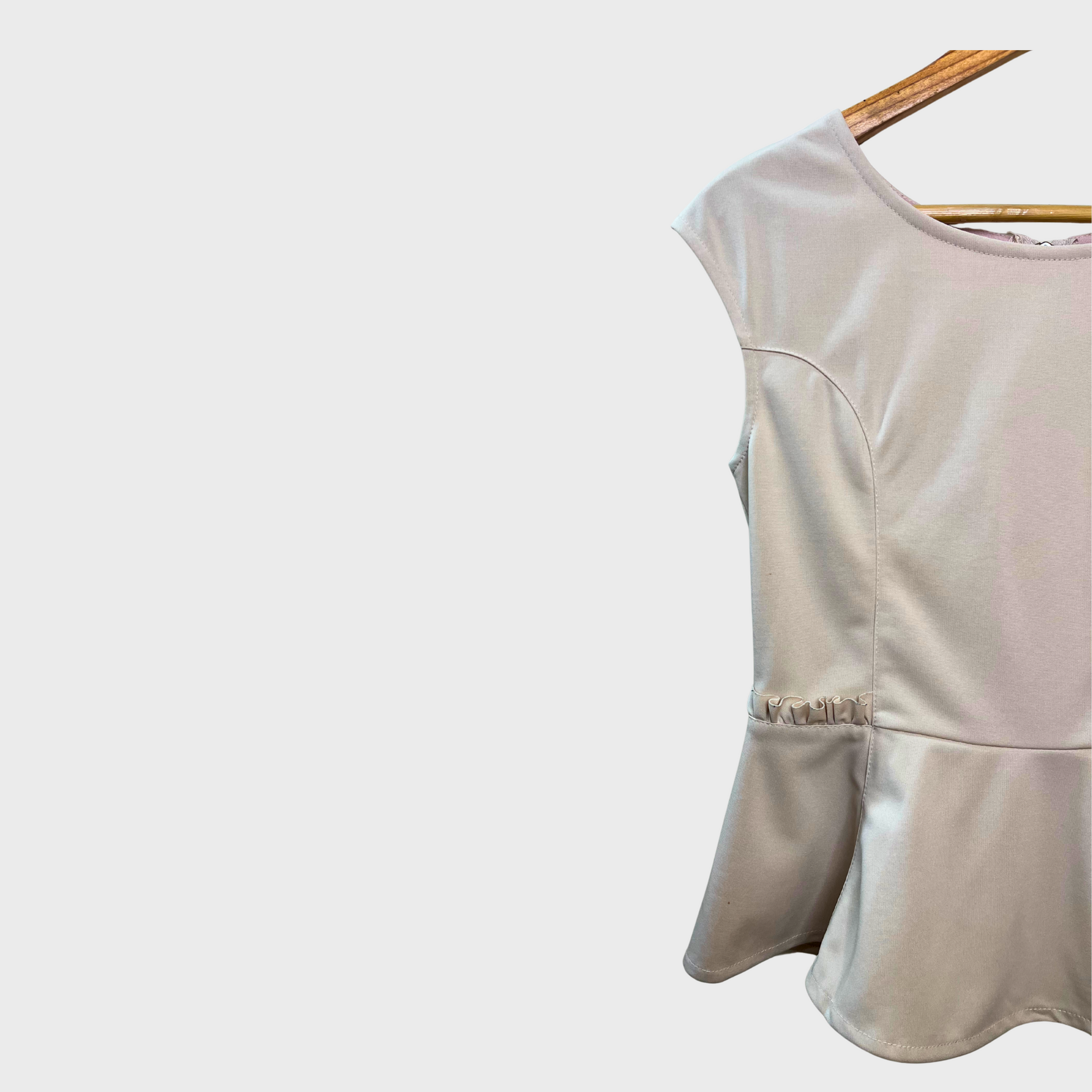 Women's Elegant Sleeveless Top – Victorian Cream with Ruffle Detail & Back Chain | Size S | IS Millenium