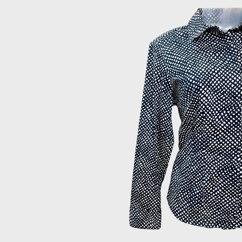 Women’s Black & White Printed Collared Shirt – Size M | Chic & Versatile Button-Up Top
